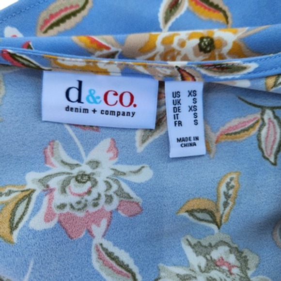 Denim & Co. Printed Sleeveless Tank Top Flutter Bottom Blue Floral X-Small NWOT - Picture 13 of 14